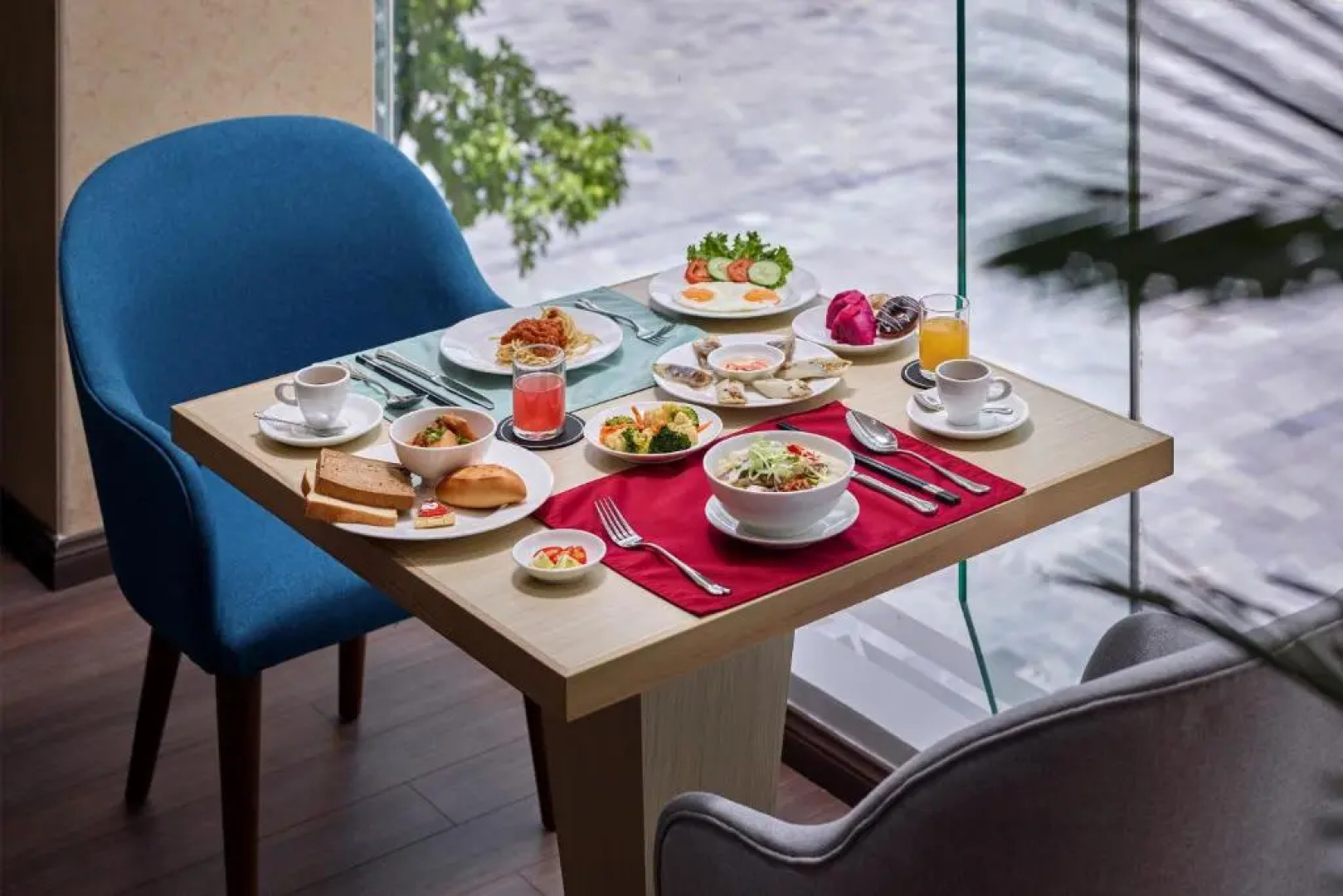 KHáCH SạN SAM QUảNG BìNH