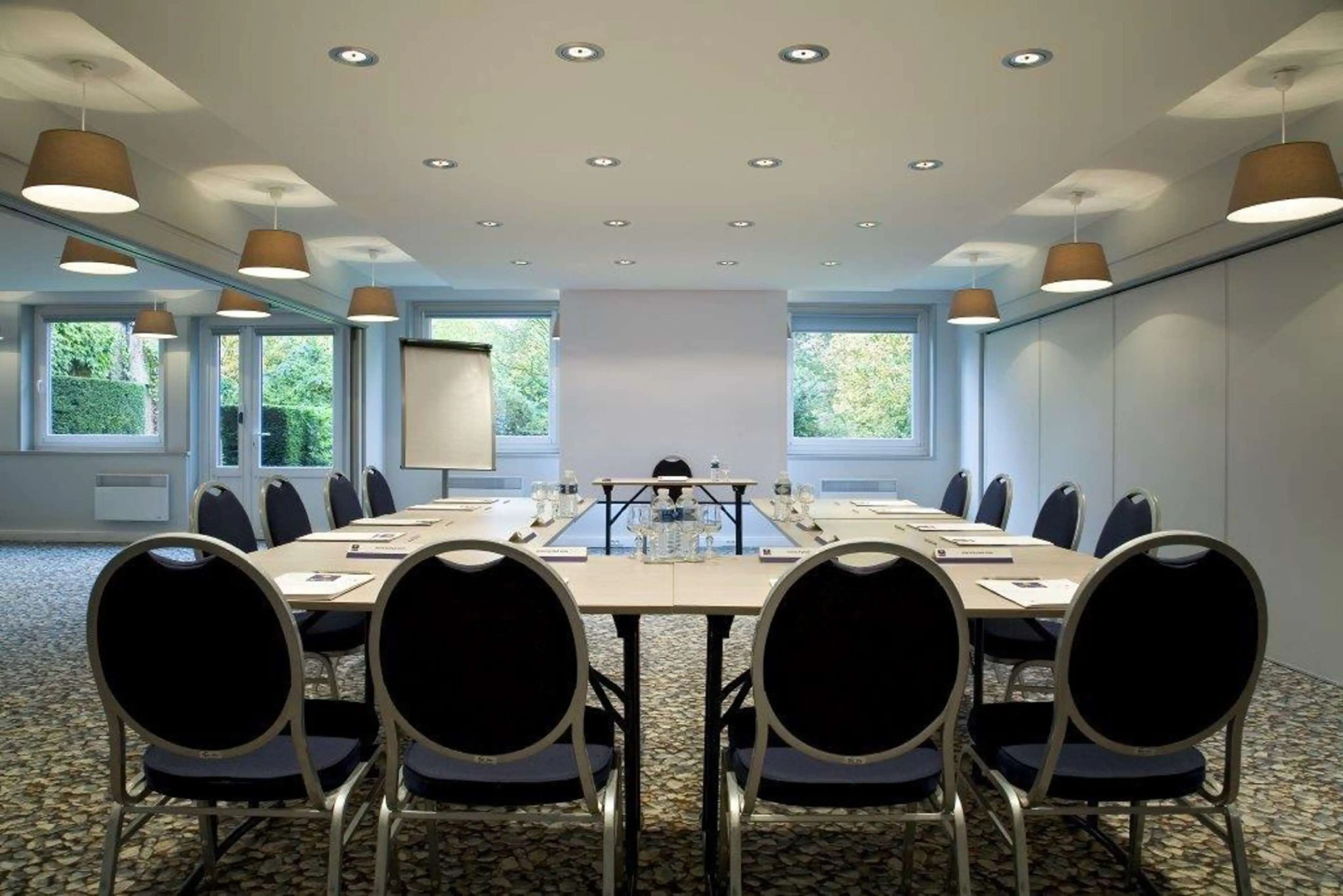 Kyriad Lille Est Villeneuve d'Ascq