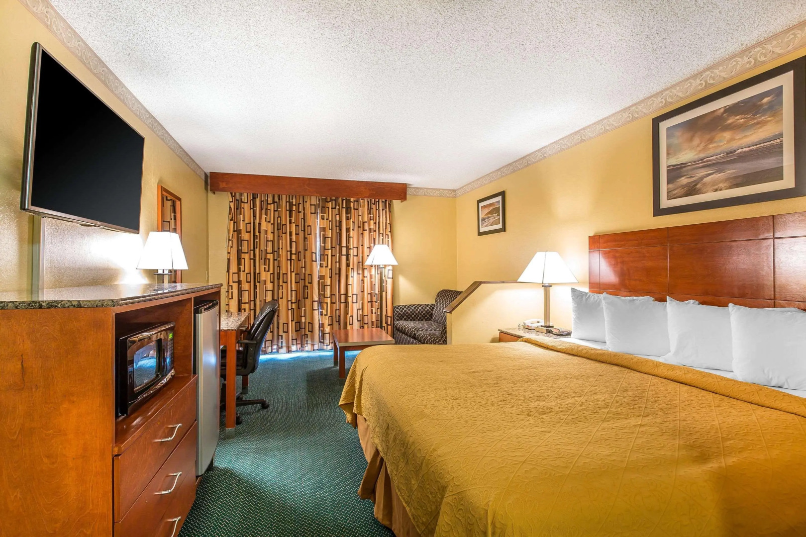 Quality Inn & Suites Camarillo - Oxnard
