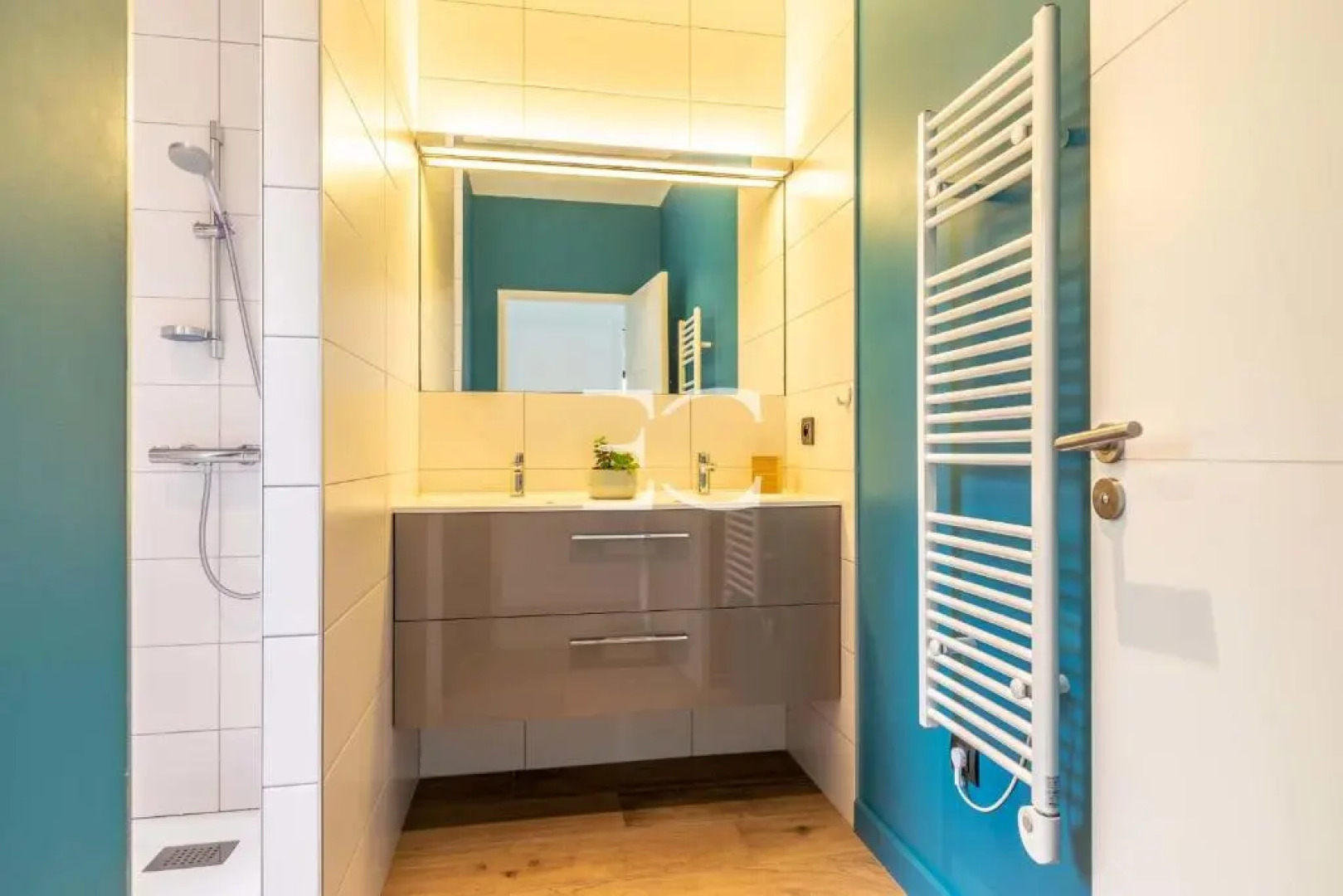 Easy Clés- Gorgeous 4 bedrooms villa with heated pool