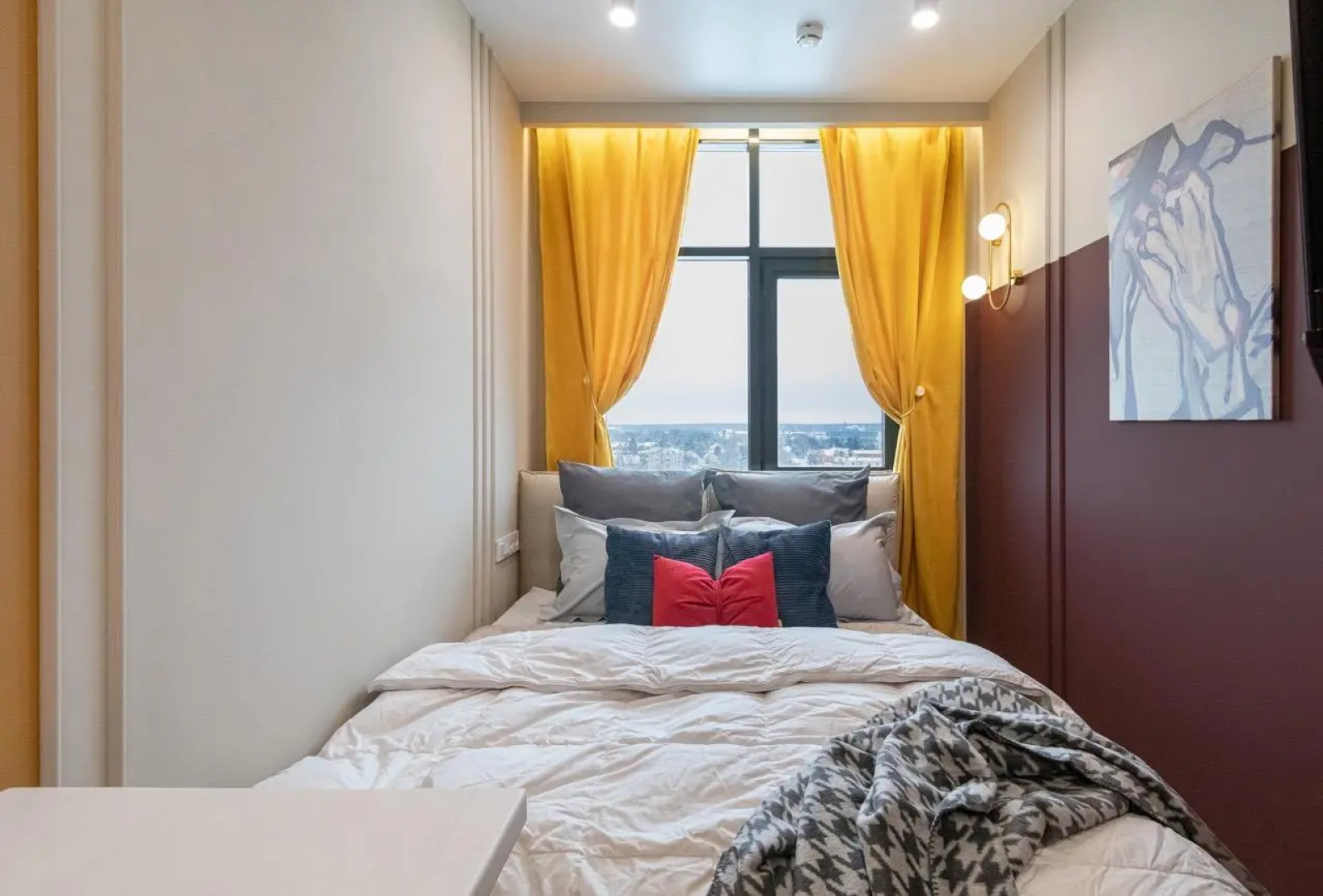 Full House (Фулл Хаус) на улице Овражная