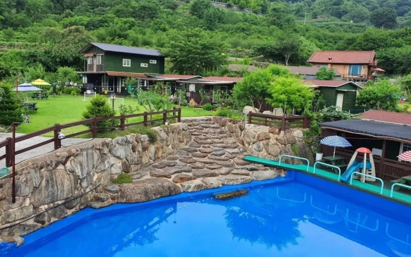 Hadong Sansuae Pension