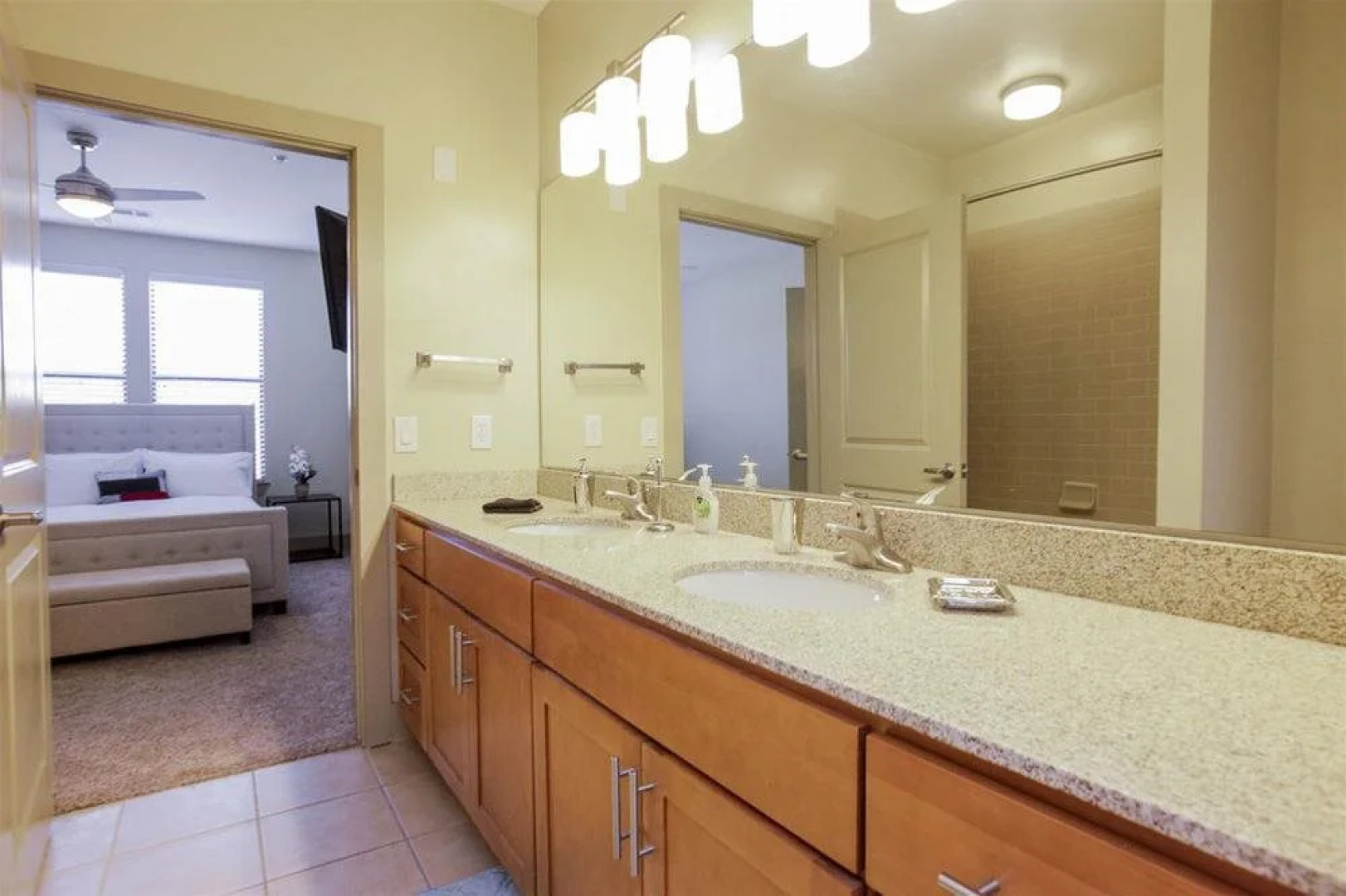 Music City by Nashville Vacations