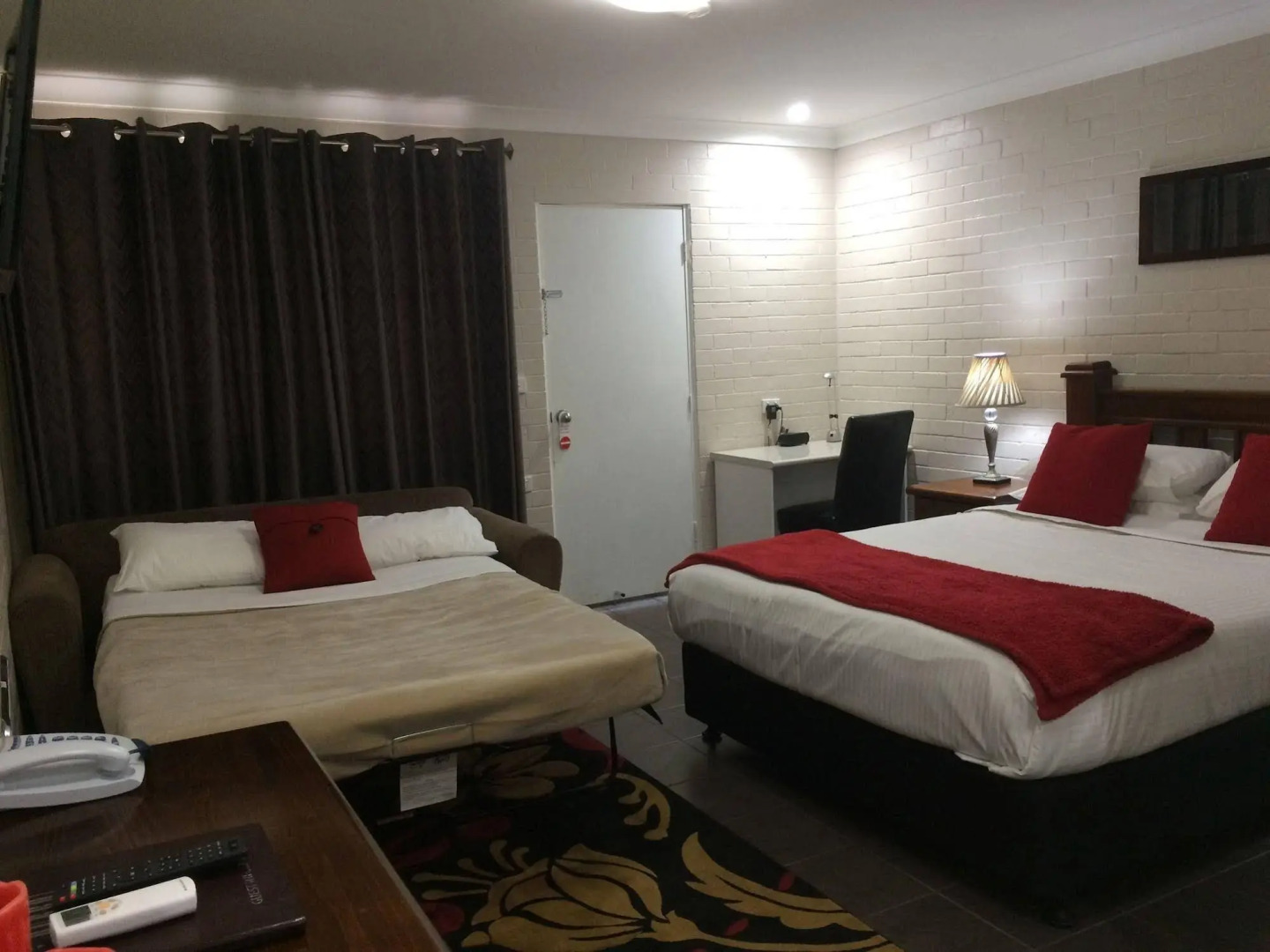 Country Leisure Motor Inn