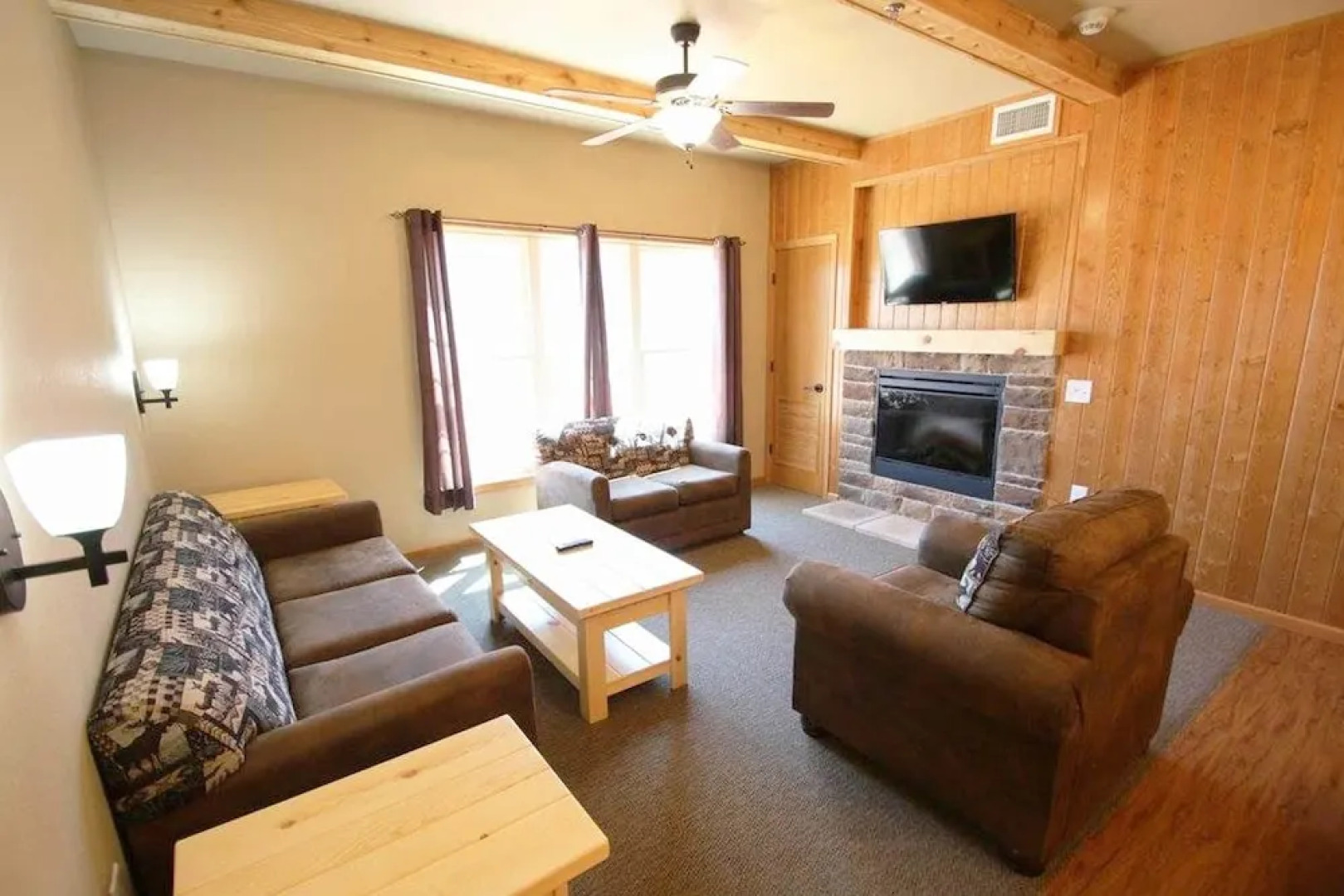 Woodside Old Towne Hotel