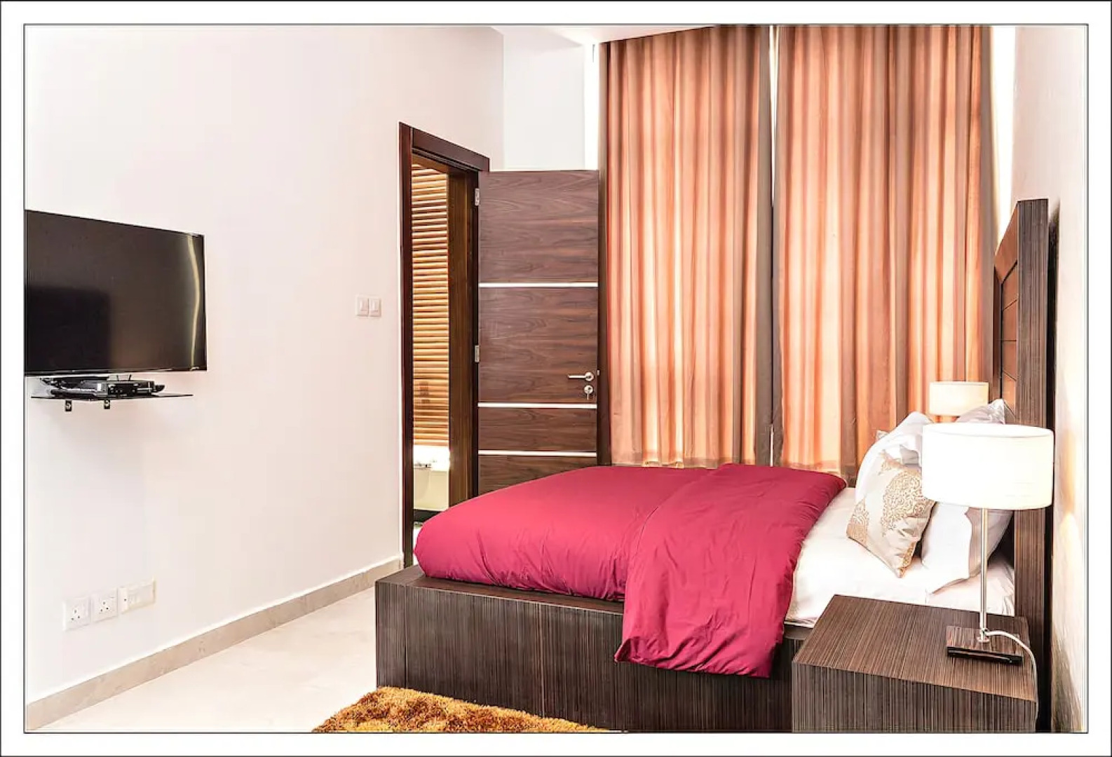 Amara Suites Landmark Towers