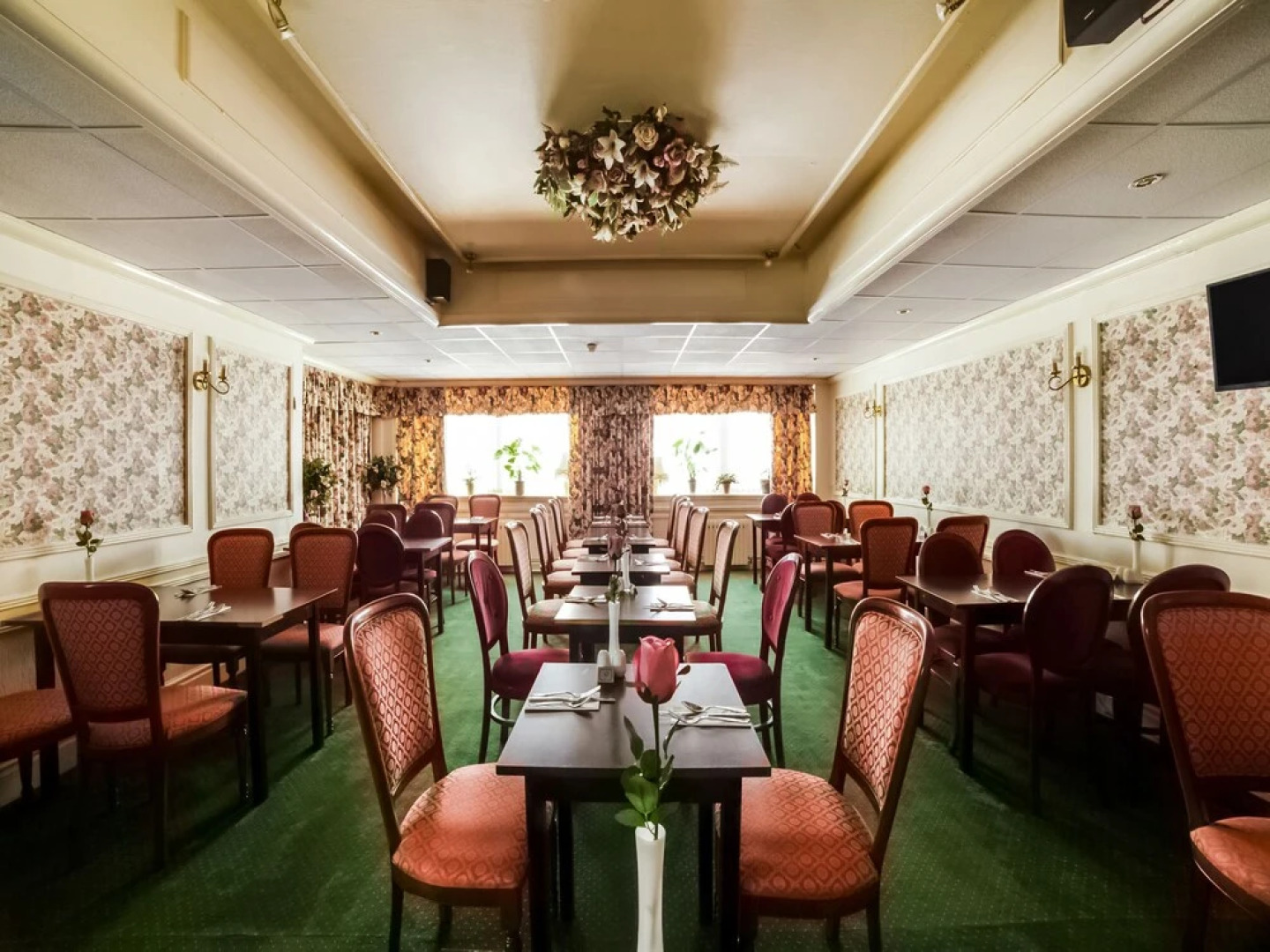 The Cumberland Hotel