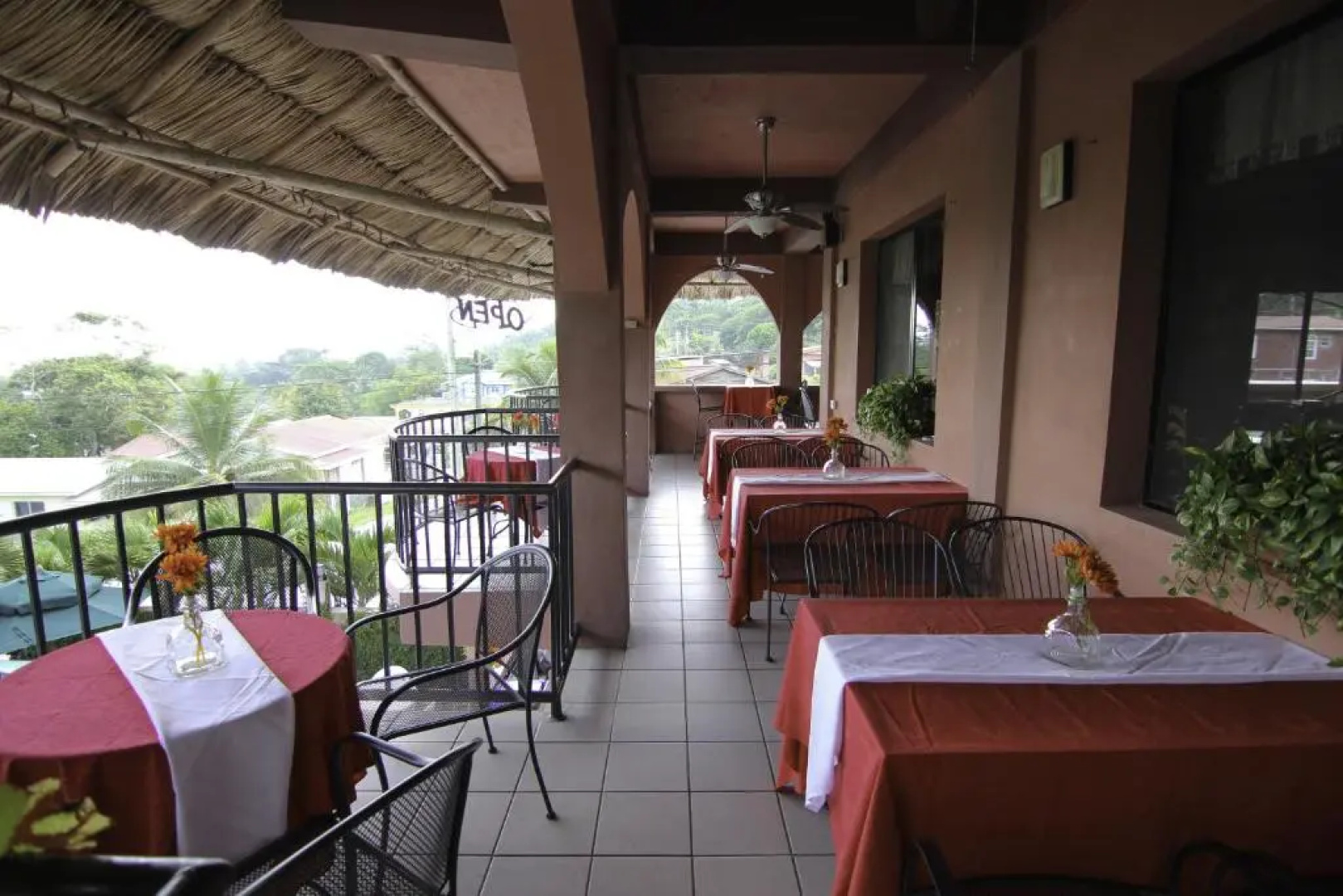 Rolson Hotel