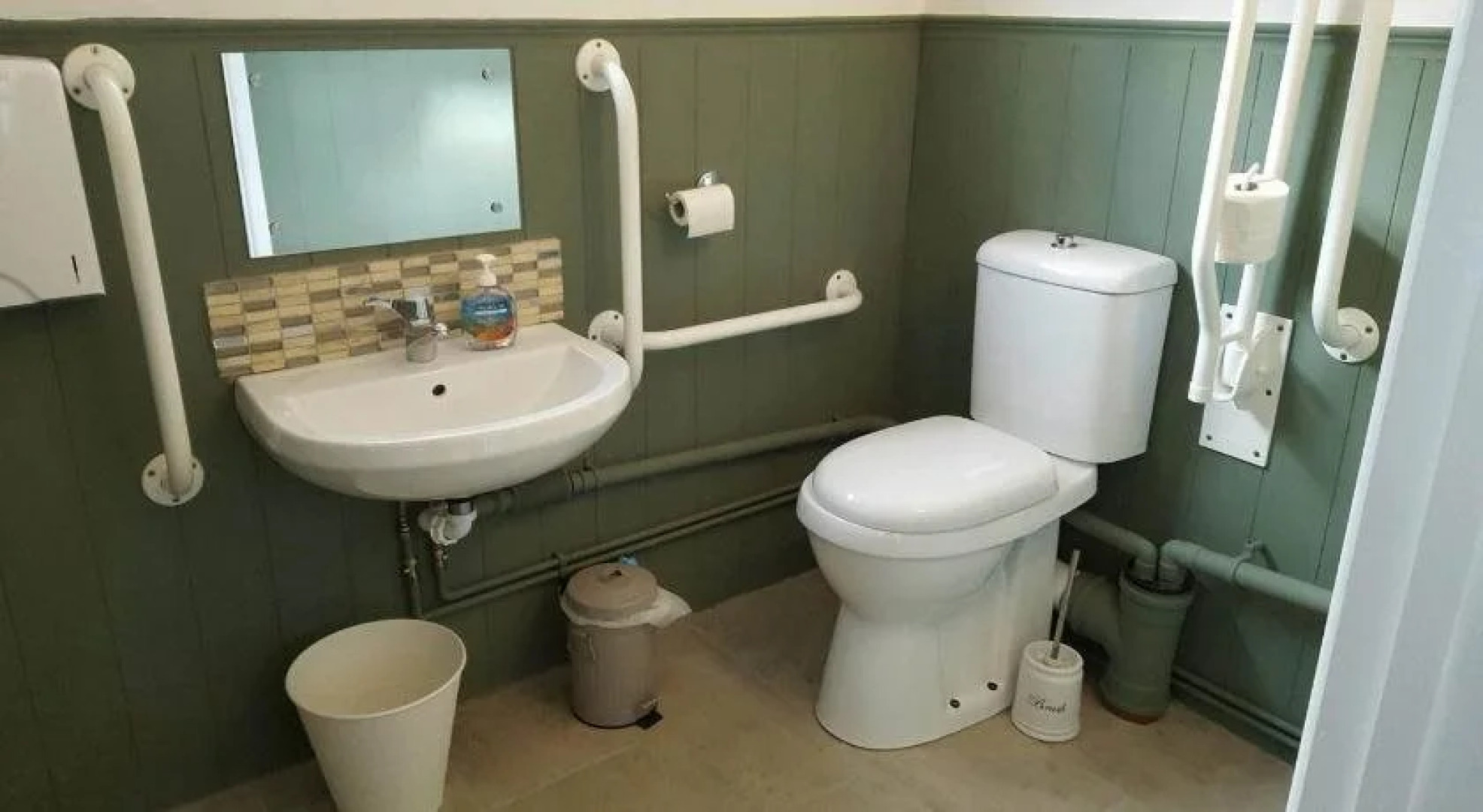 Little England Retreats