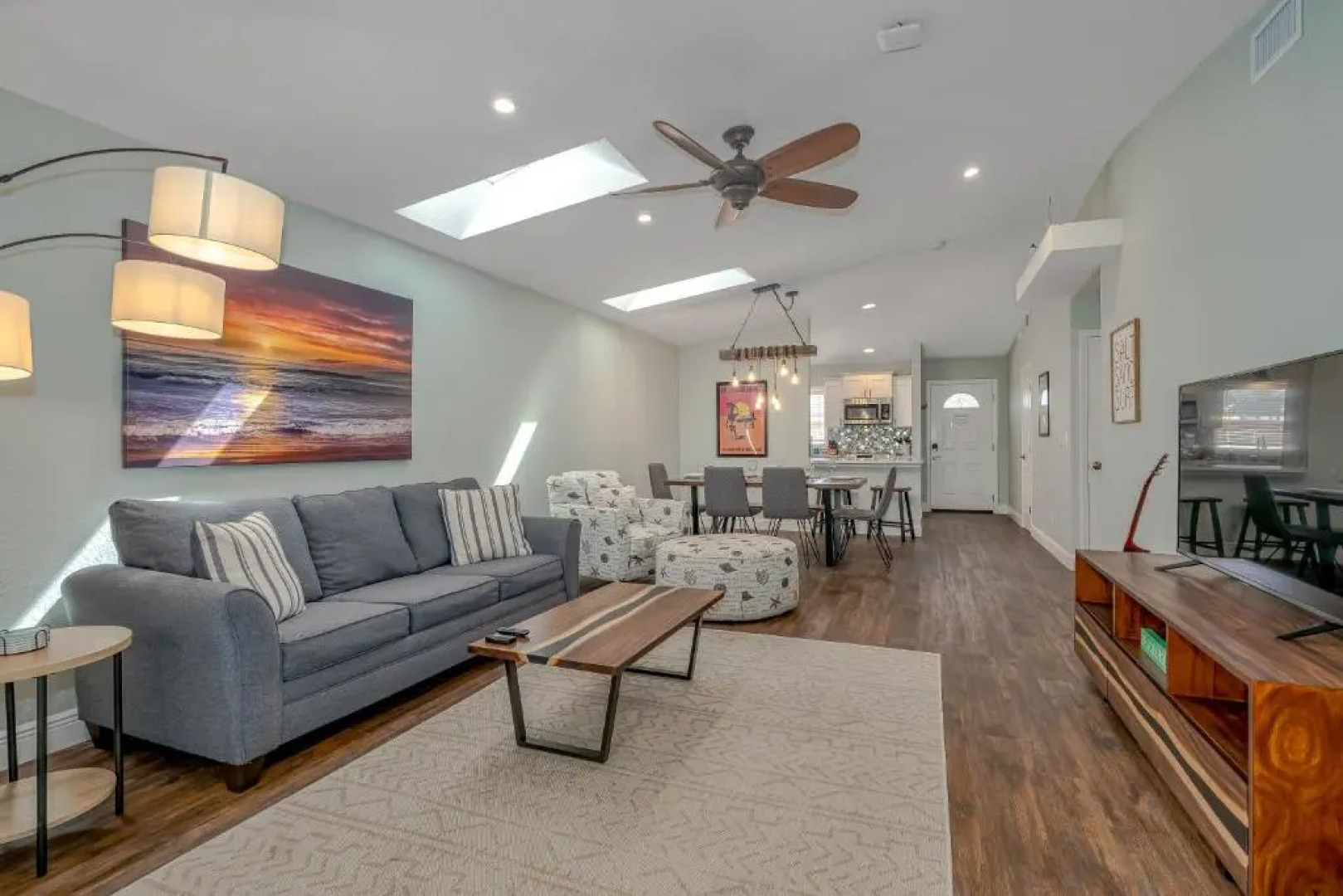 Charming Surf Bungalow Just 30 Seconds to the Beach!