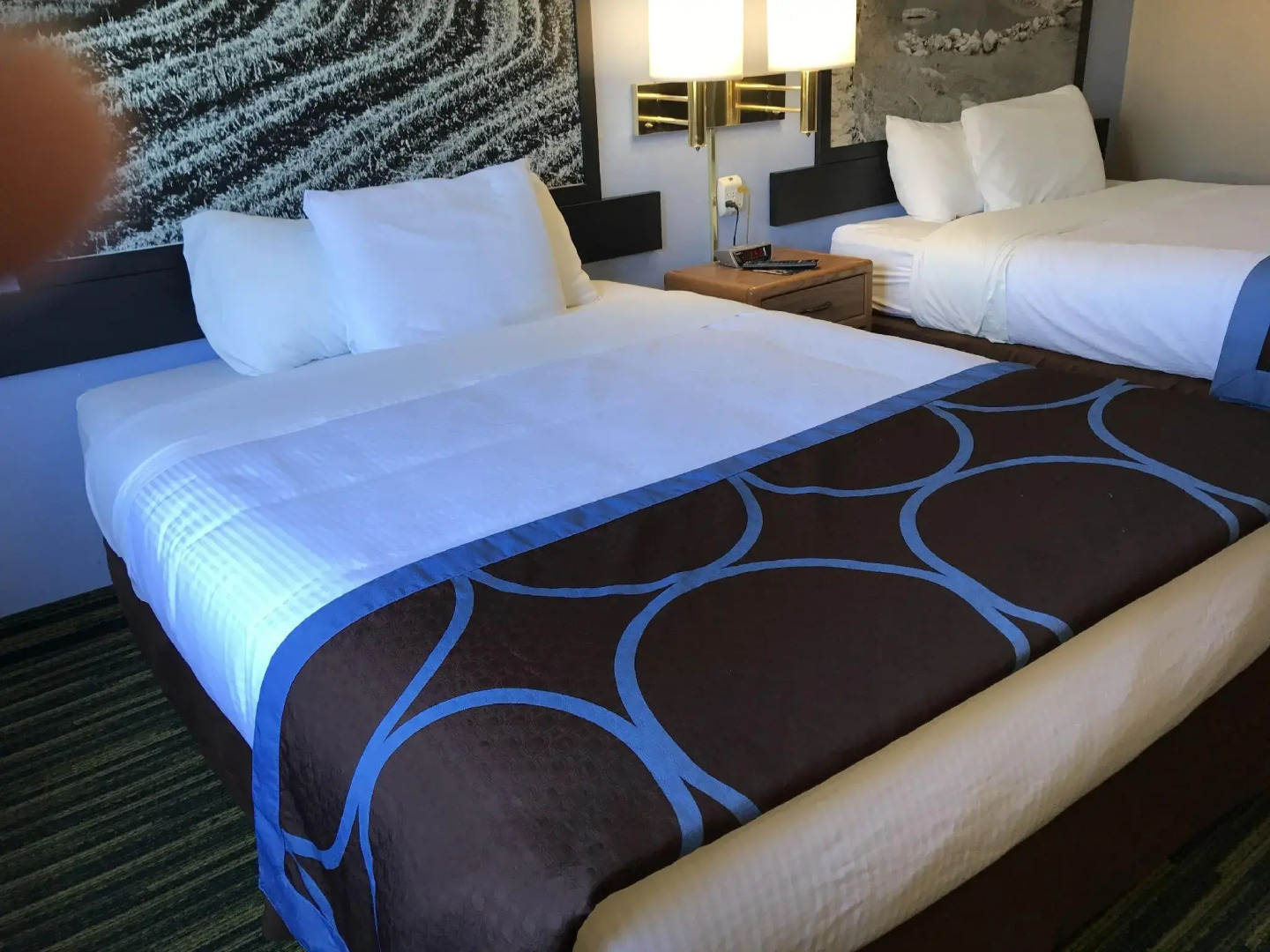 Boarders Inn & Suites by Cobblestone Hotels - Waterloo/Cedar Falls