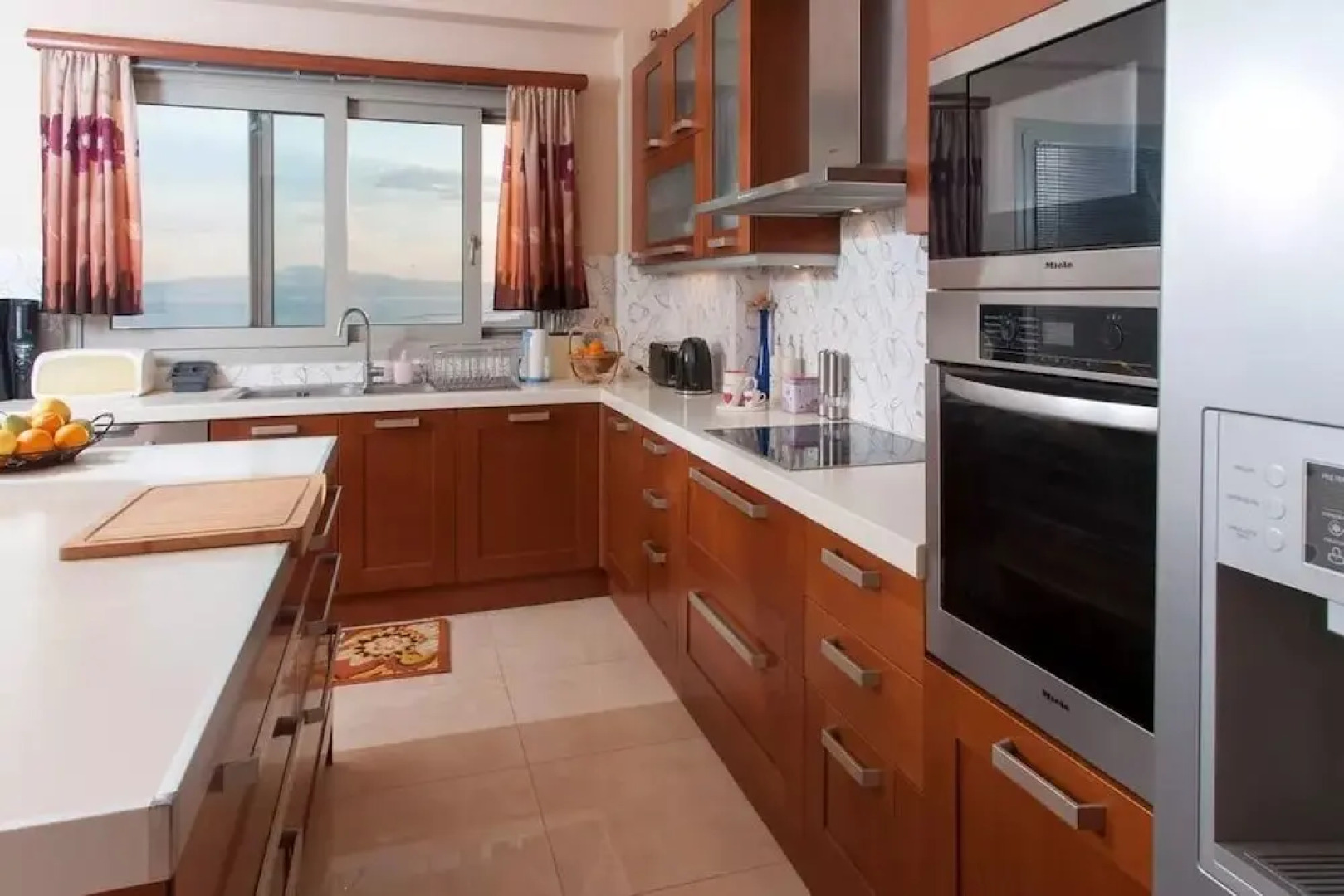 Aelia Luxurious Villa With Pool