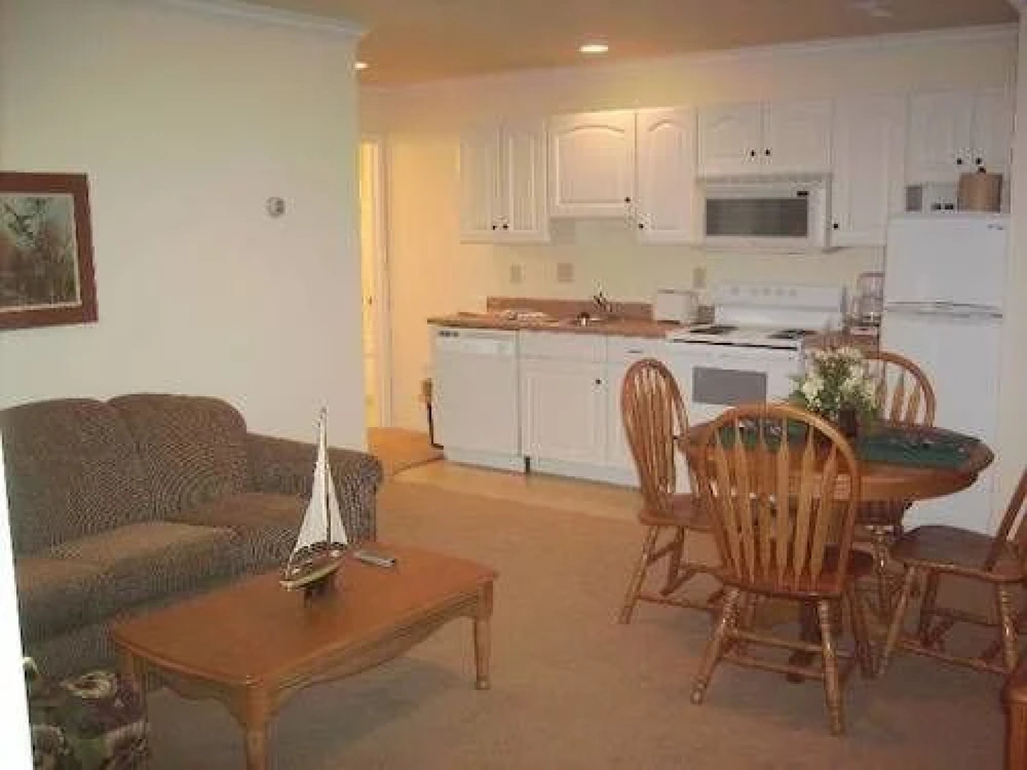 Village West Resort & Hotel