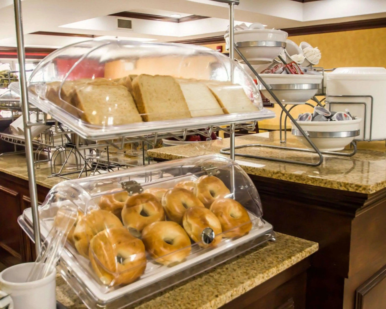 Quality Suites NYC Gateway