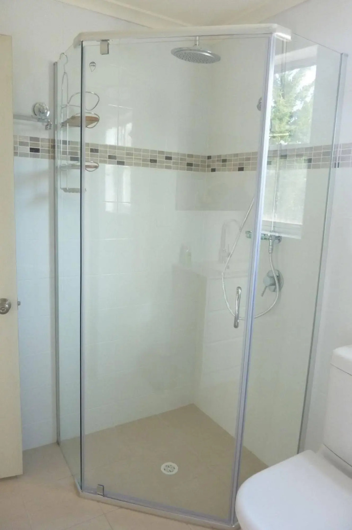 Charles Reuben Estate