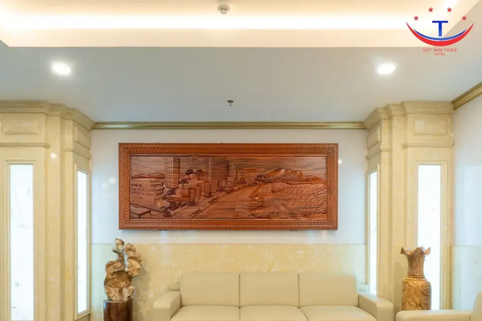 Vietnam Taste Hotel Quy Nhon - Beachfront