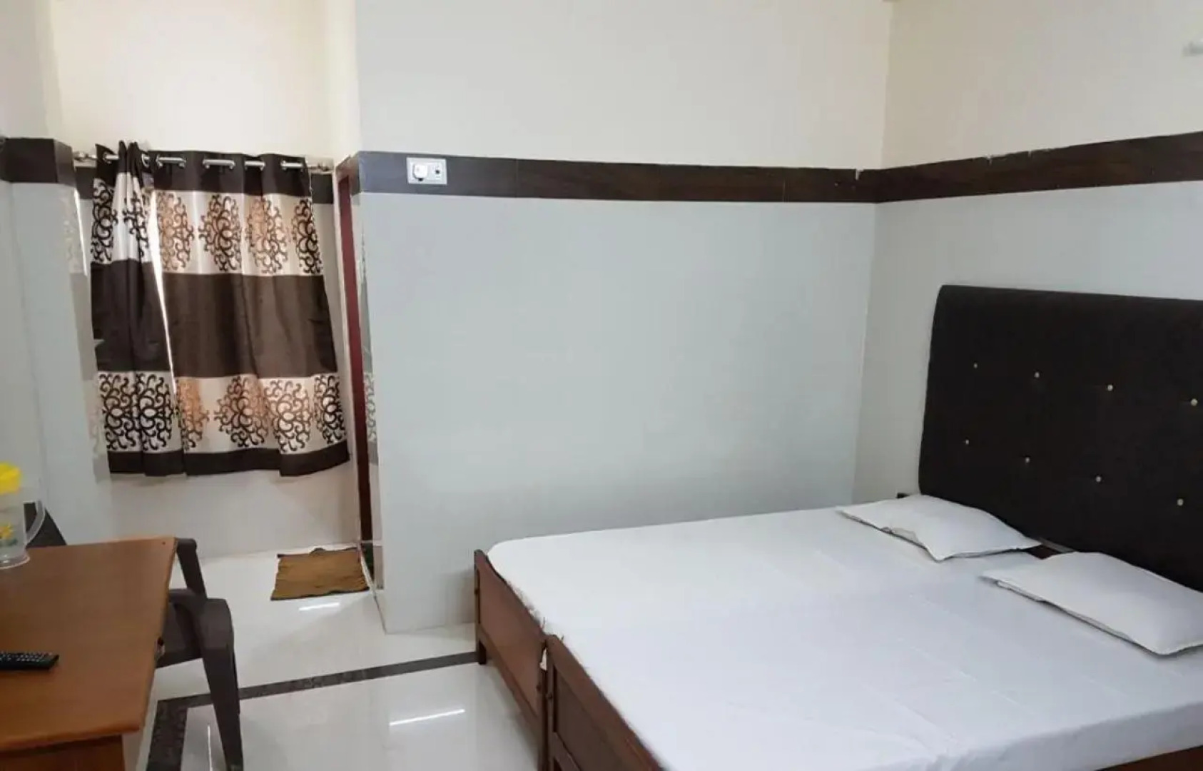 Hotel Parvathi International