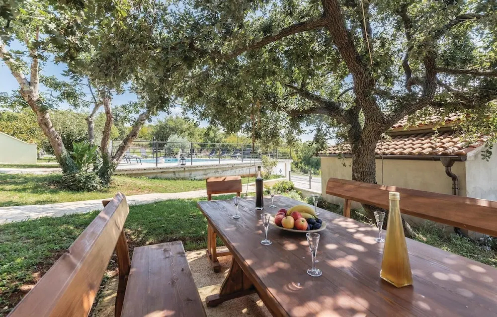 Stunning Apartment in Pilkovici With Wifi, 1 Bedrooms and Outdoor Swimming Pool