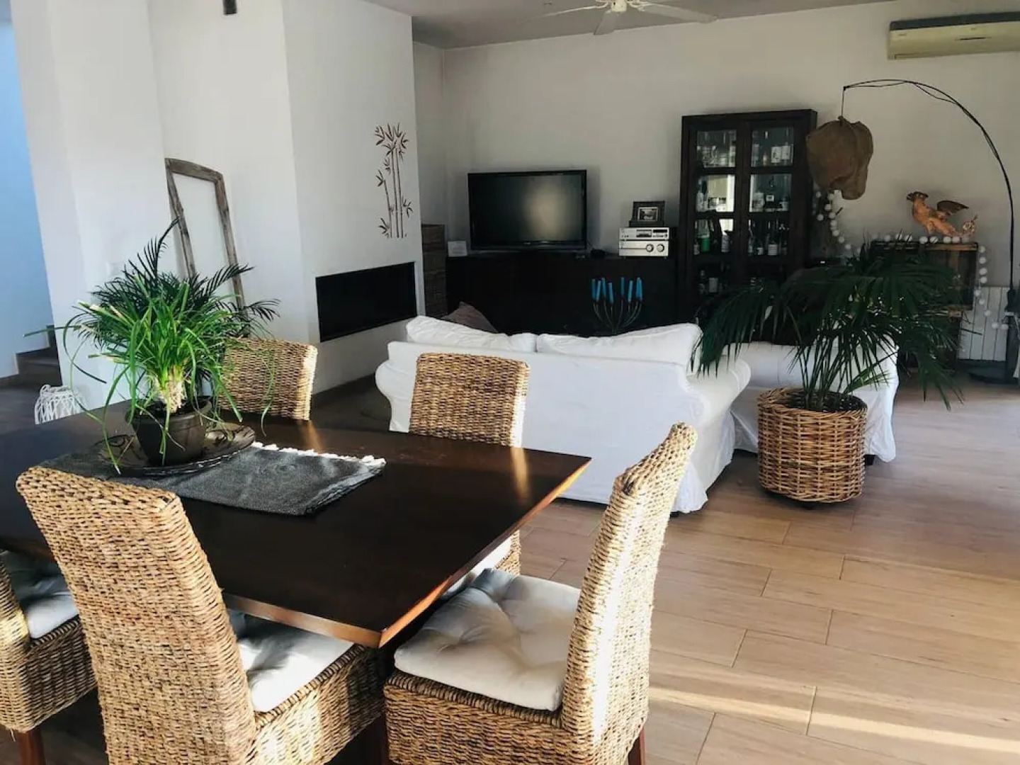 Villa with 4 Bedrooms in Olivella, with Wonderful Sea View, Private Pool, Enclosed Garden