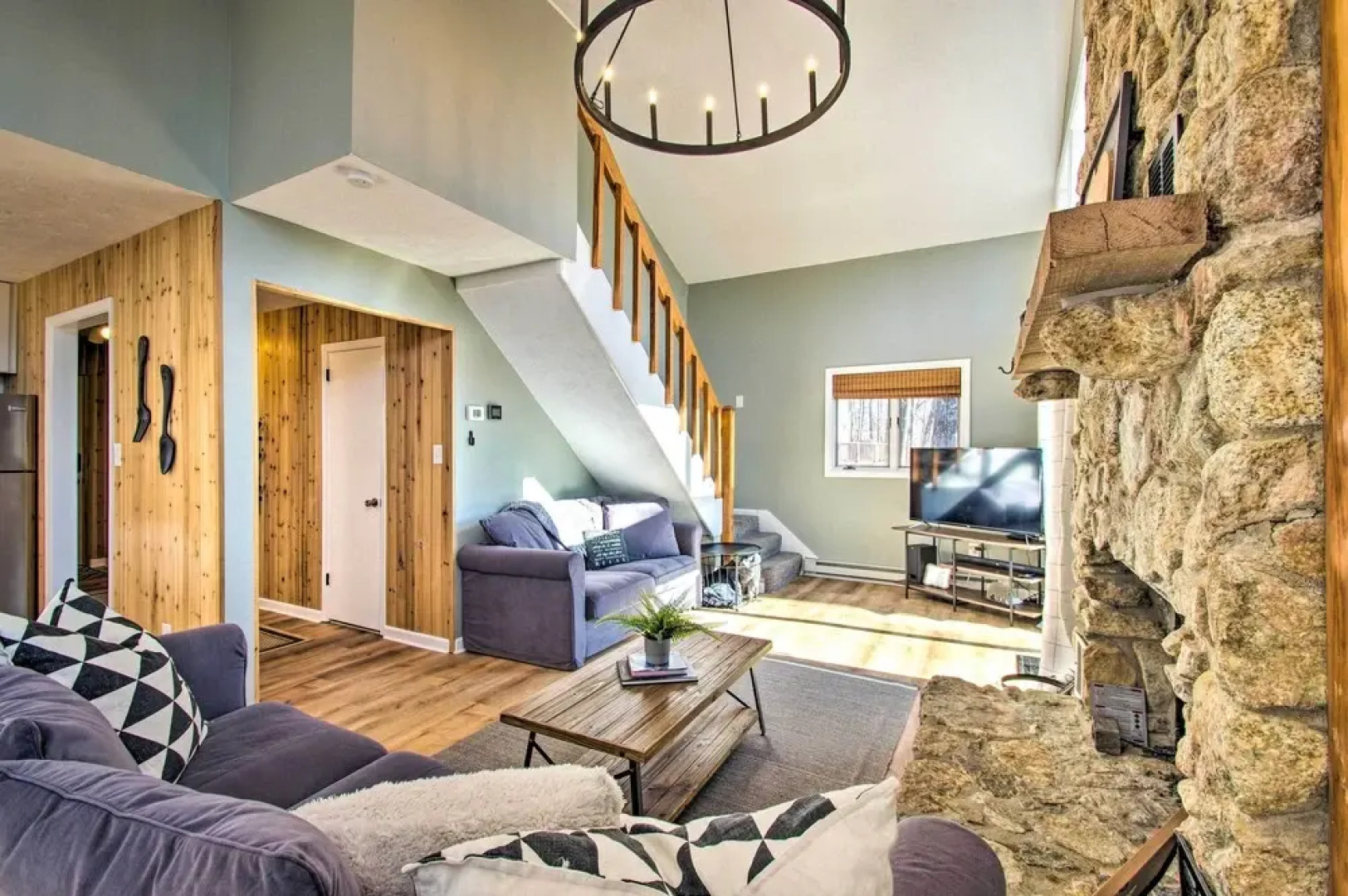 Wintergreen Resort Retreat - Walk to Slopes!