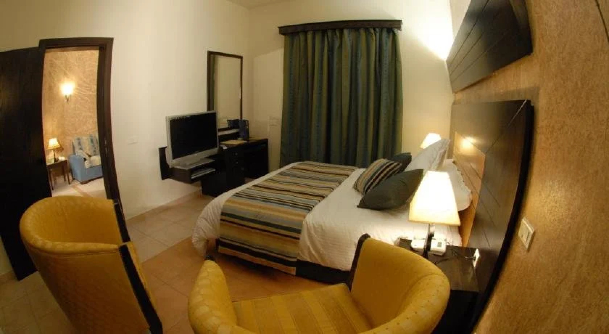 Sun Hills Suites Hotel