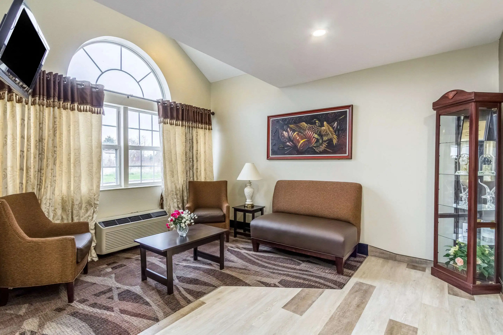 Quality Inn & Suites North Lima - Boardman