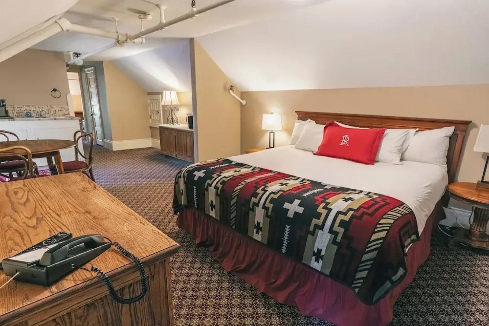 The Historic Redstone Inn