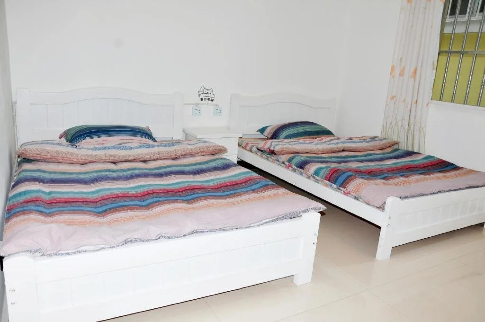 In the Spring International Youth Hostel