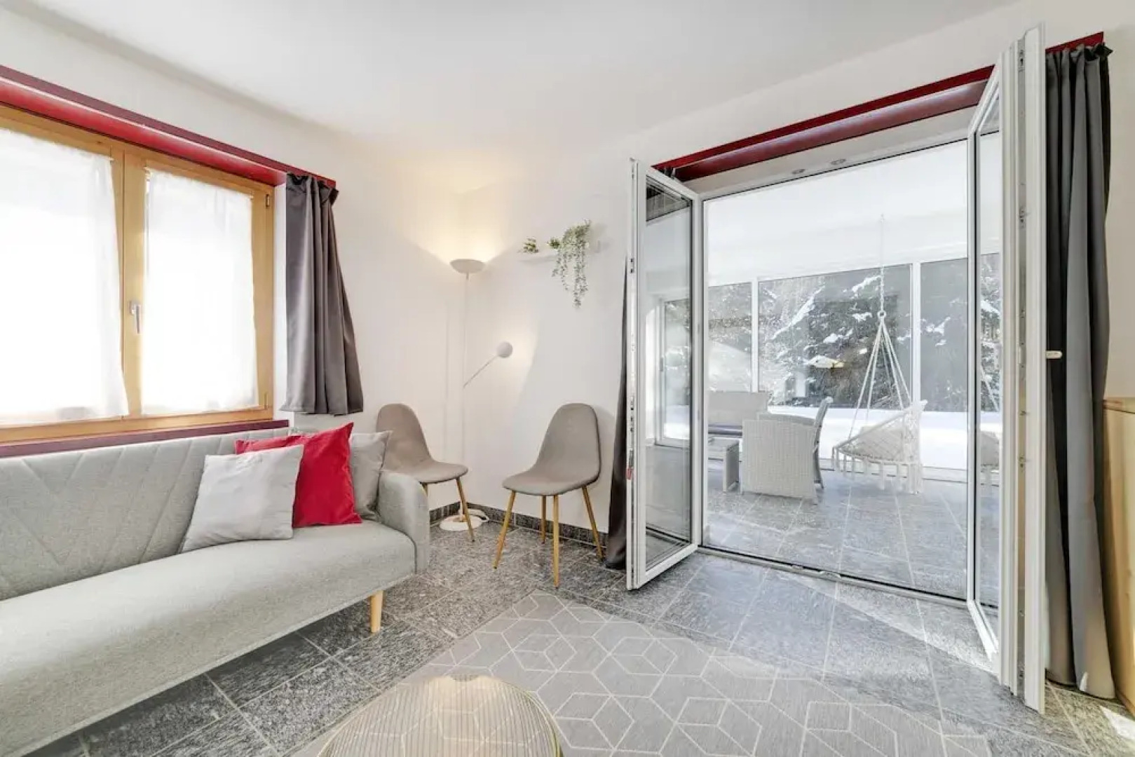 Chalet 5 Stars San Bernardino SKI Slopes Hiking