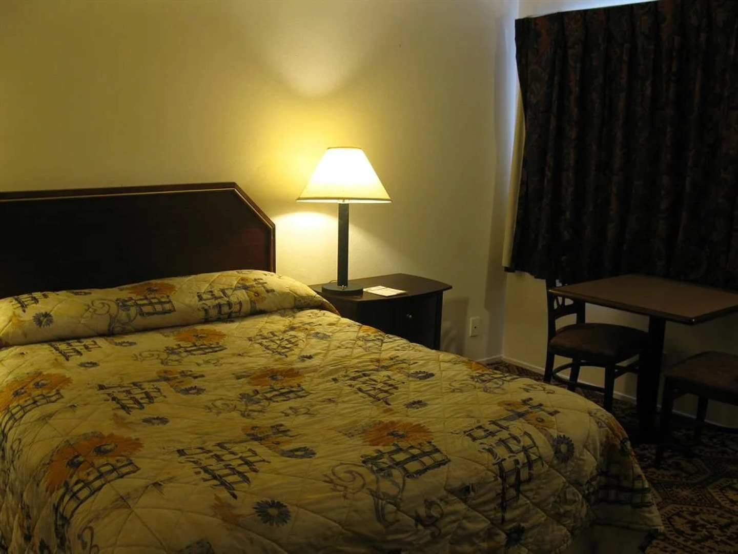 Fremont Frontier Motel