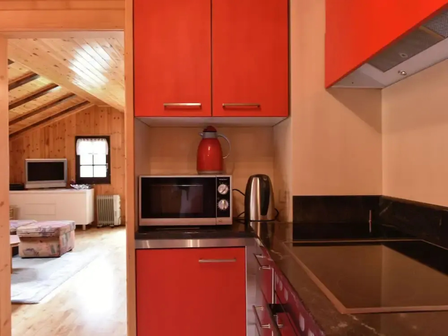 Fantastic, Peacefully Located Apartment 1500 Metres Above St. Niklaus