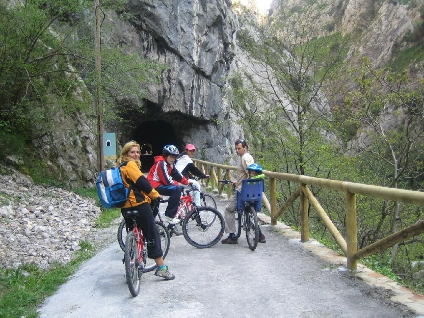 Albergue Teverga - Hostel