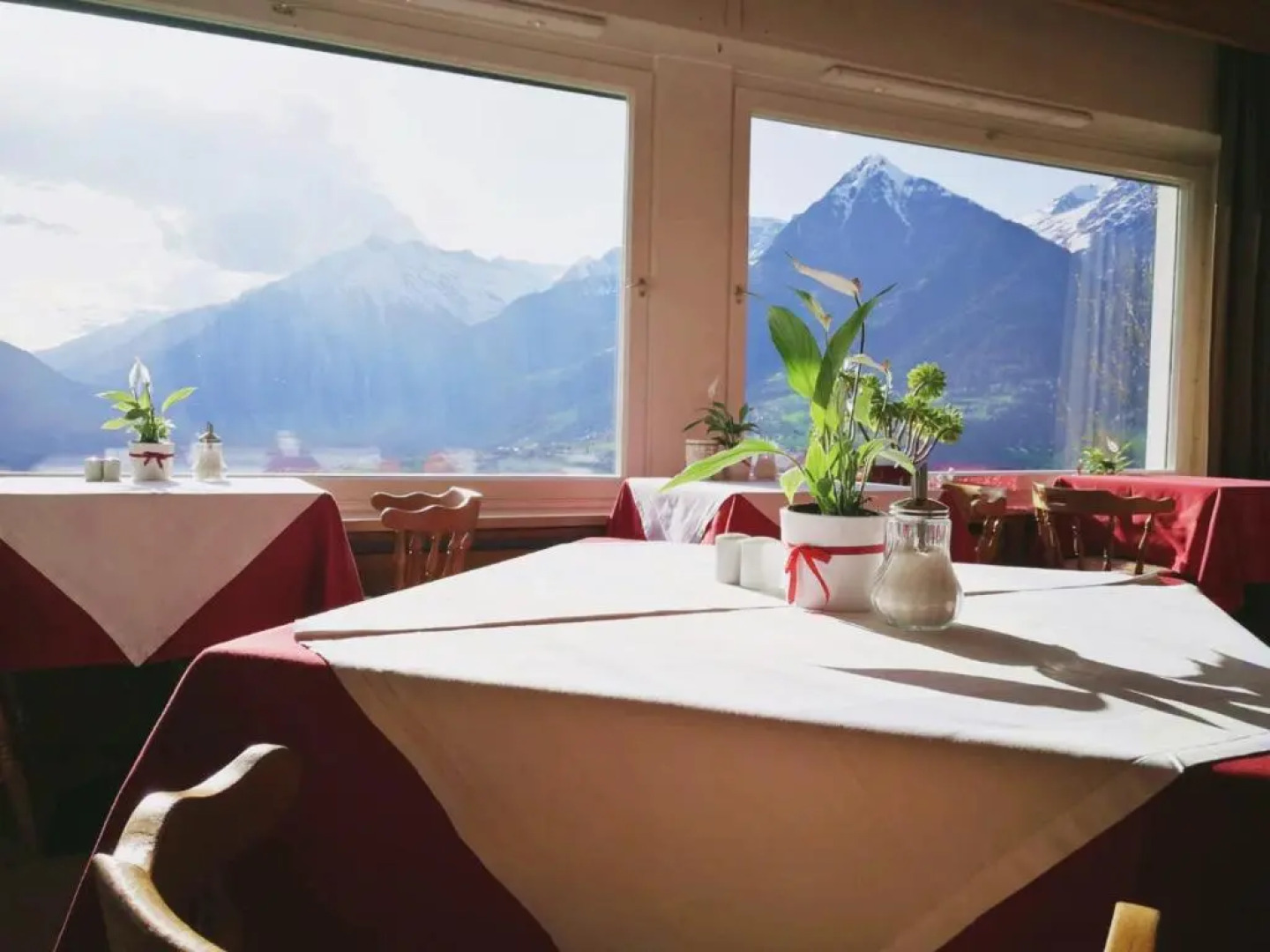 Schenna Garni Eden Bed & Breakfast