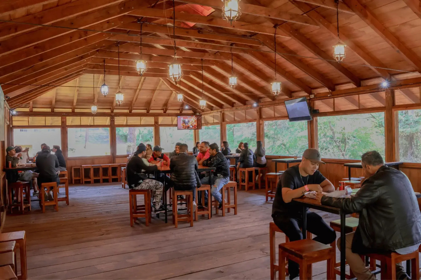 Zirahuen Forest And Resort