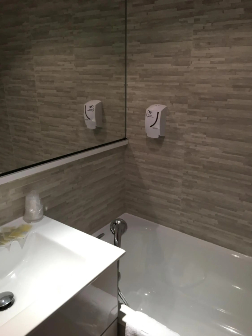 Hôtel Les Rives Bleues