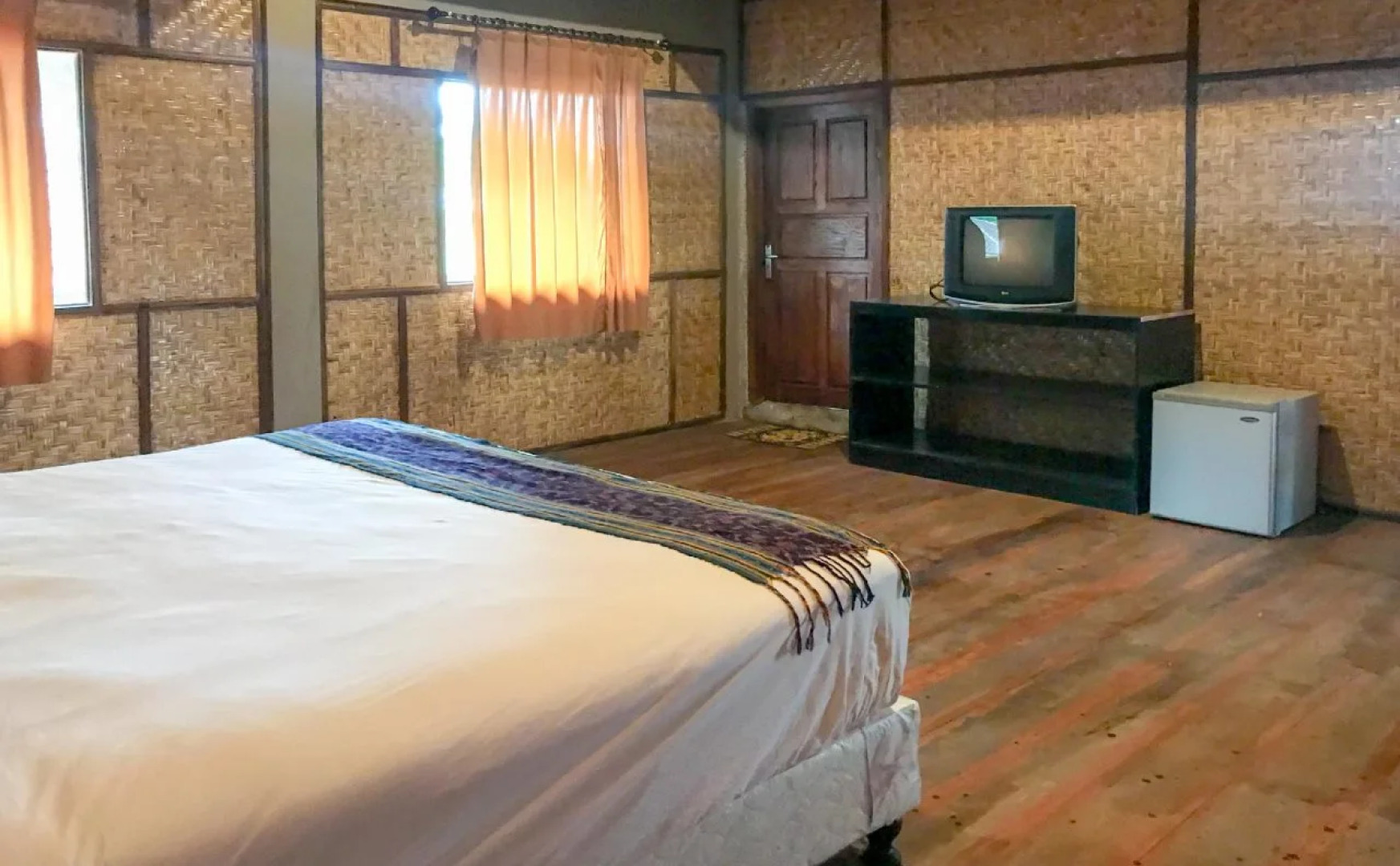 Surya Karhyn Hotel & Restaurant