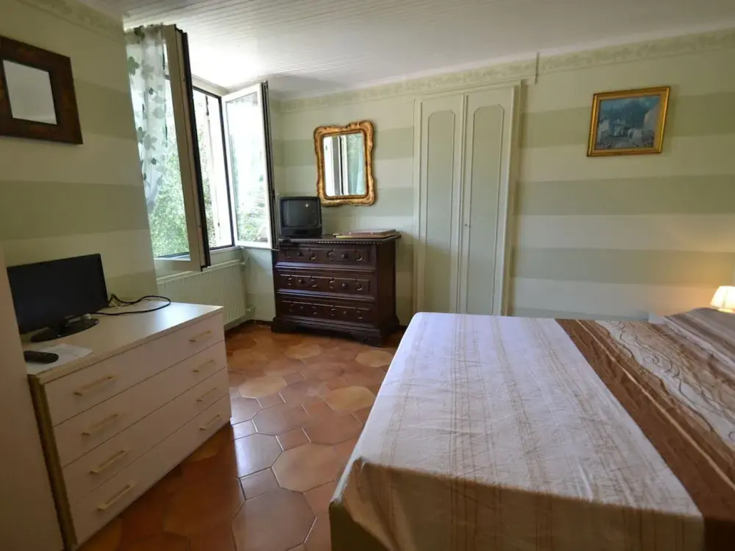 Nature Retreat in Testico