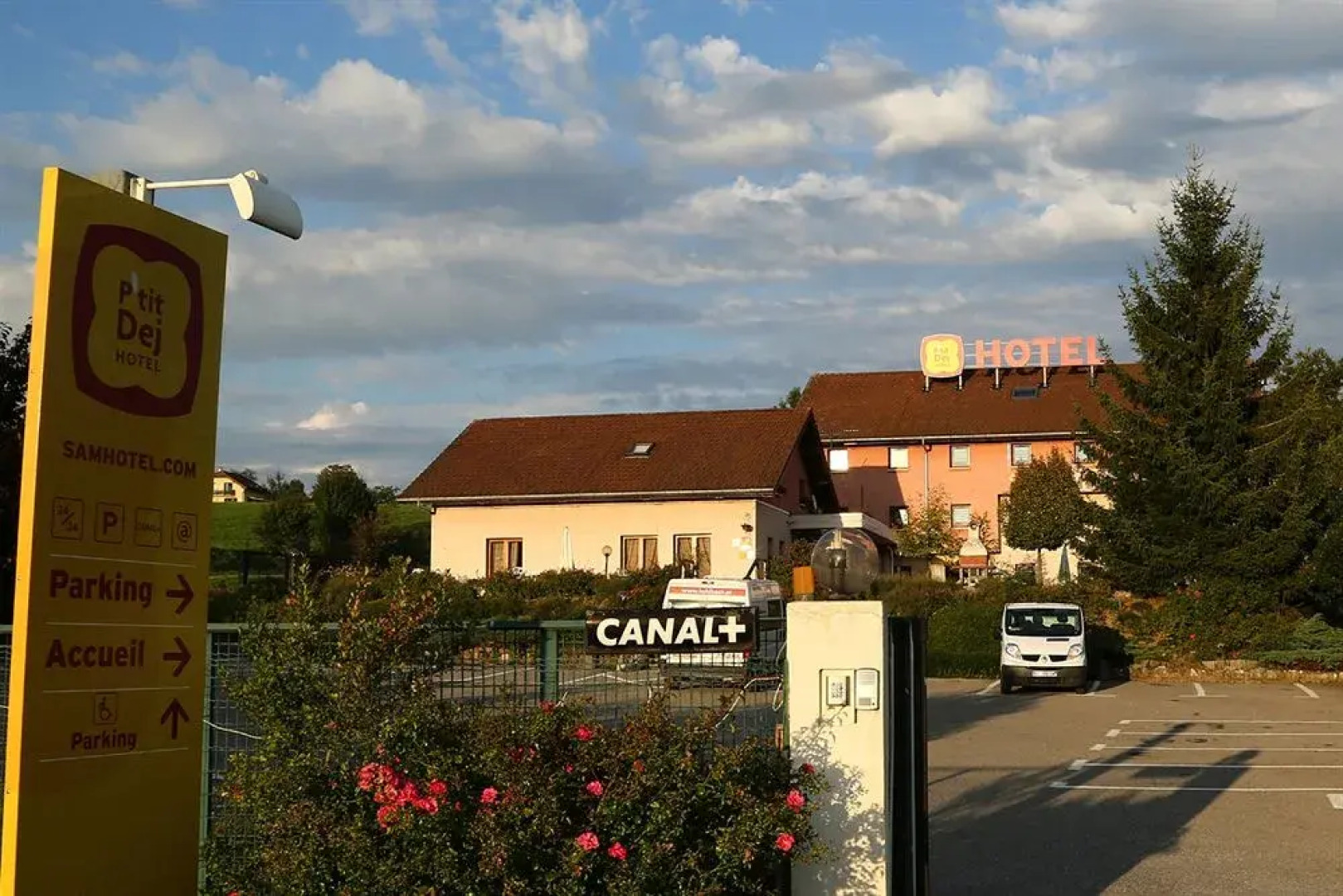 Hotel The Originals Annecy Nord (ex P'tit-Dej Hotel)