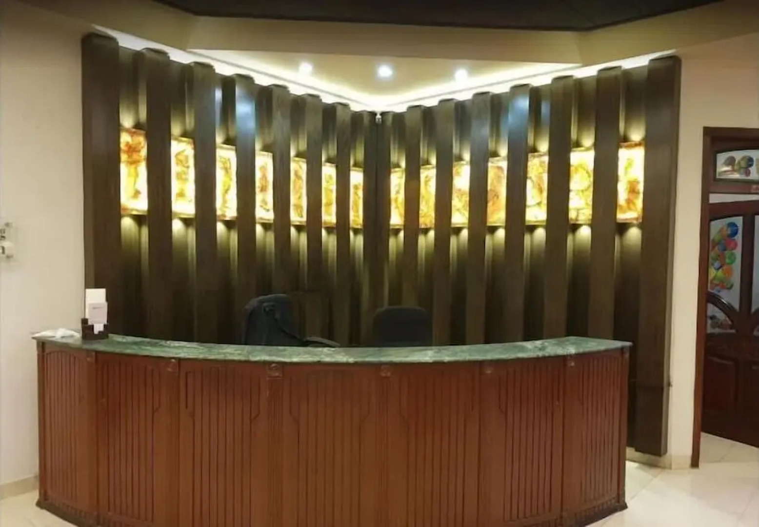 Marian Hotel