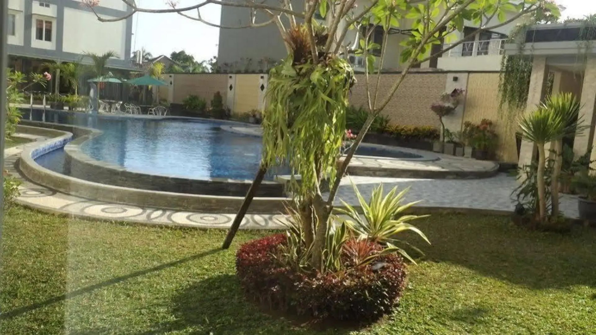 Puri Indah Hotel