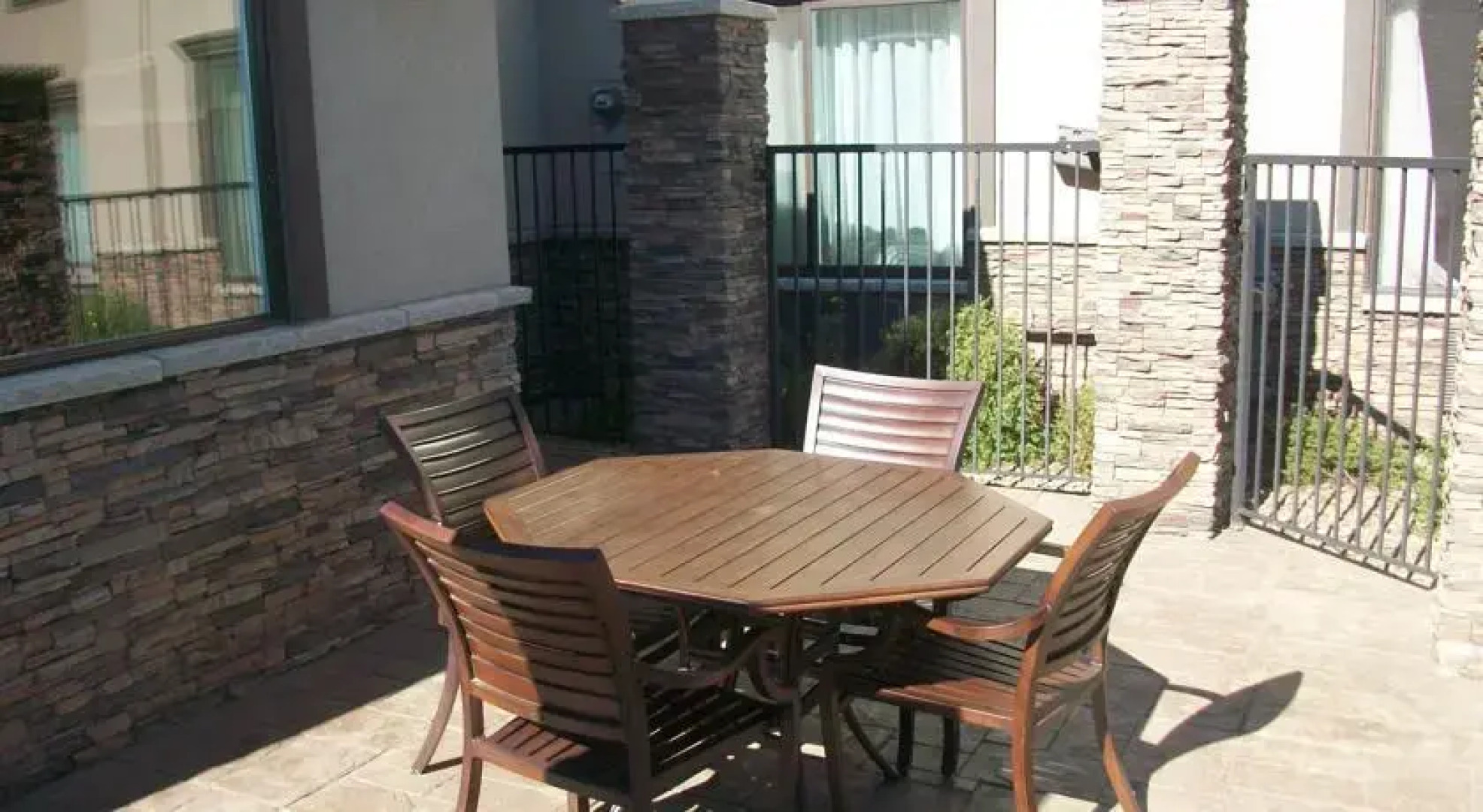 Best Western Plus Lincoln Inn & Suites