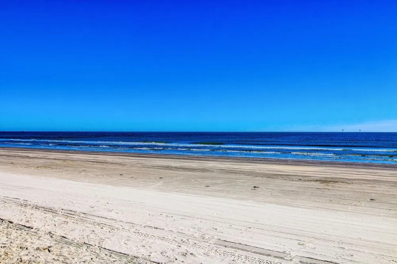 Surf Station MIBC204 - 2 Br Condo