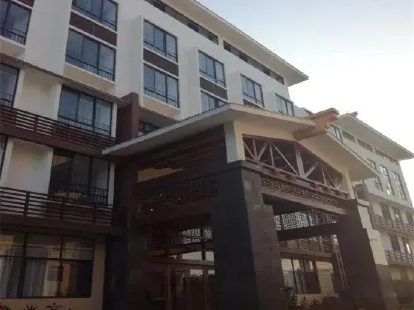 Dong Fang Ying Bin Hotel