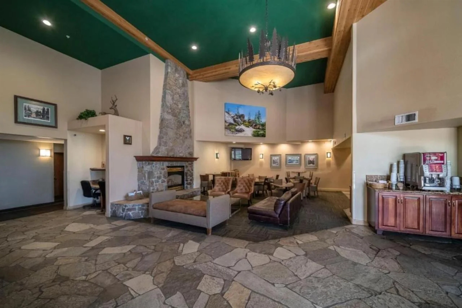 Truckee Donner Lodge