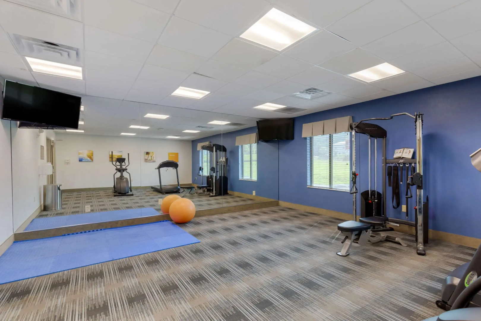 Comfort Inn & Suites