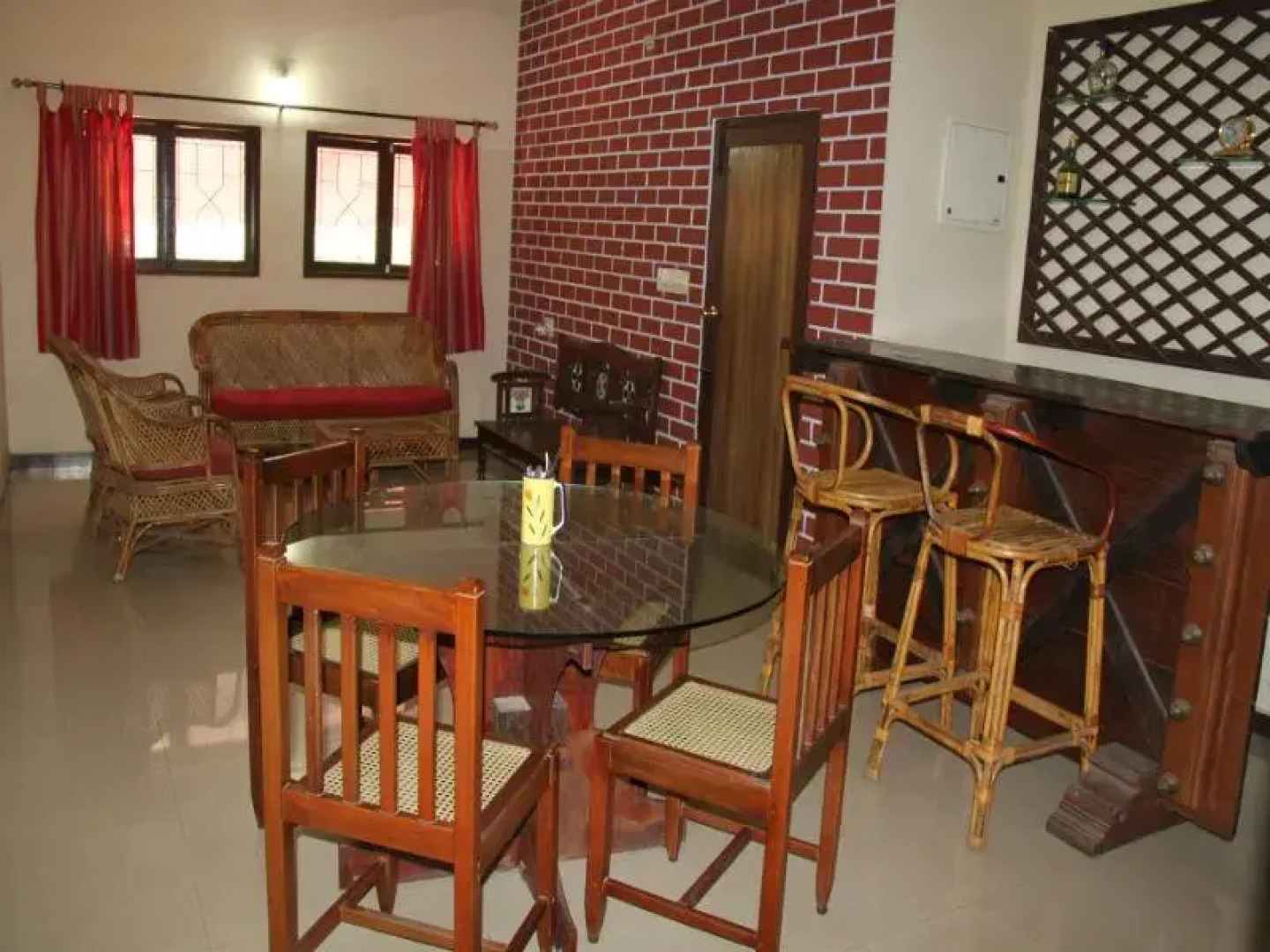 UrbanSPiCE service apartments