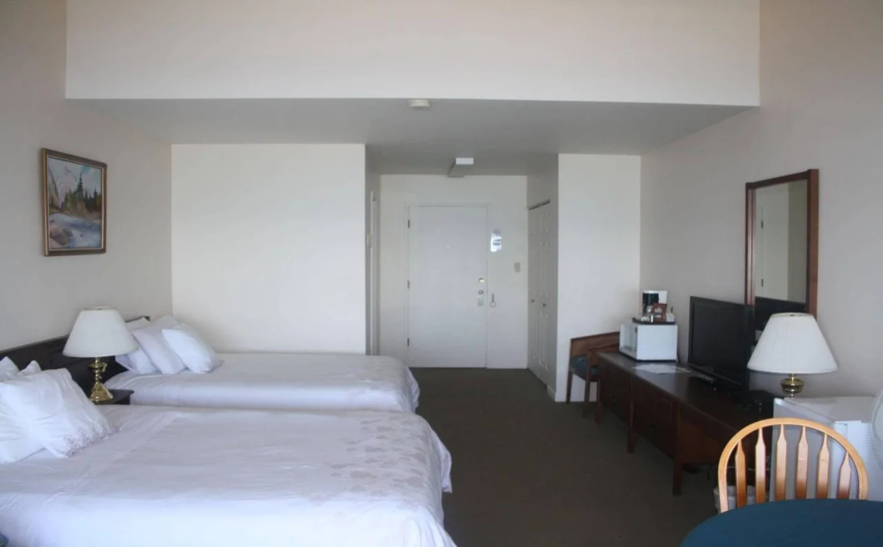 Sand Pebbles Inn