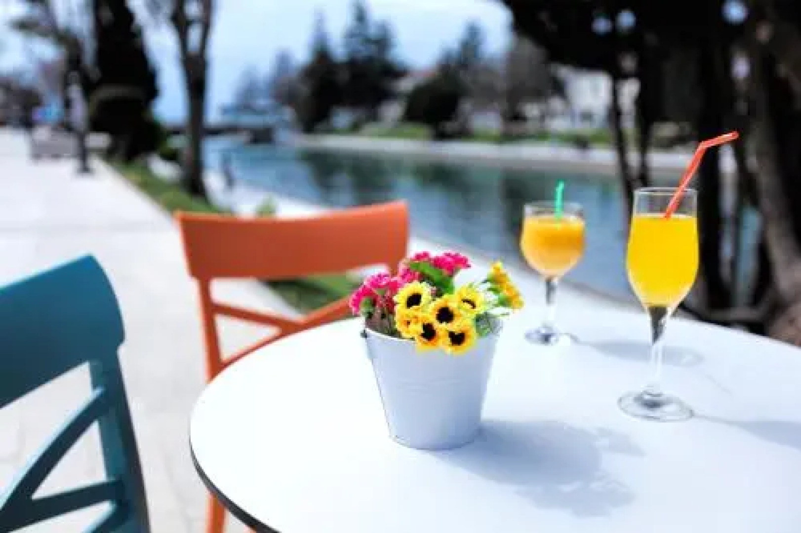 Art Theatre Caffe - River view Hotel