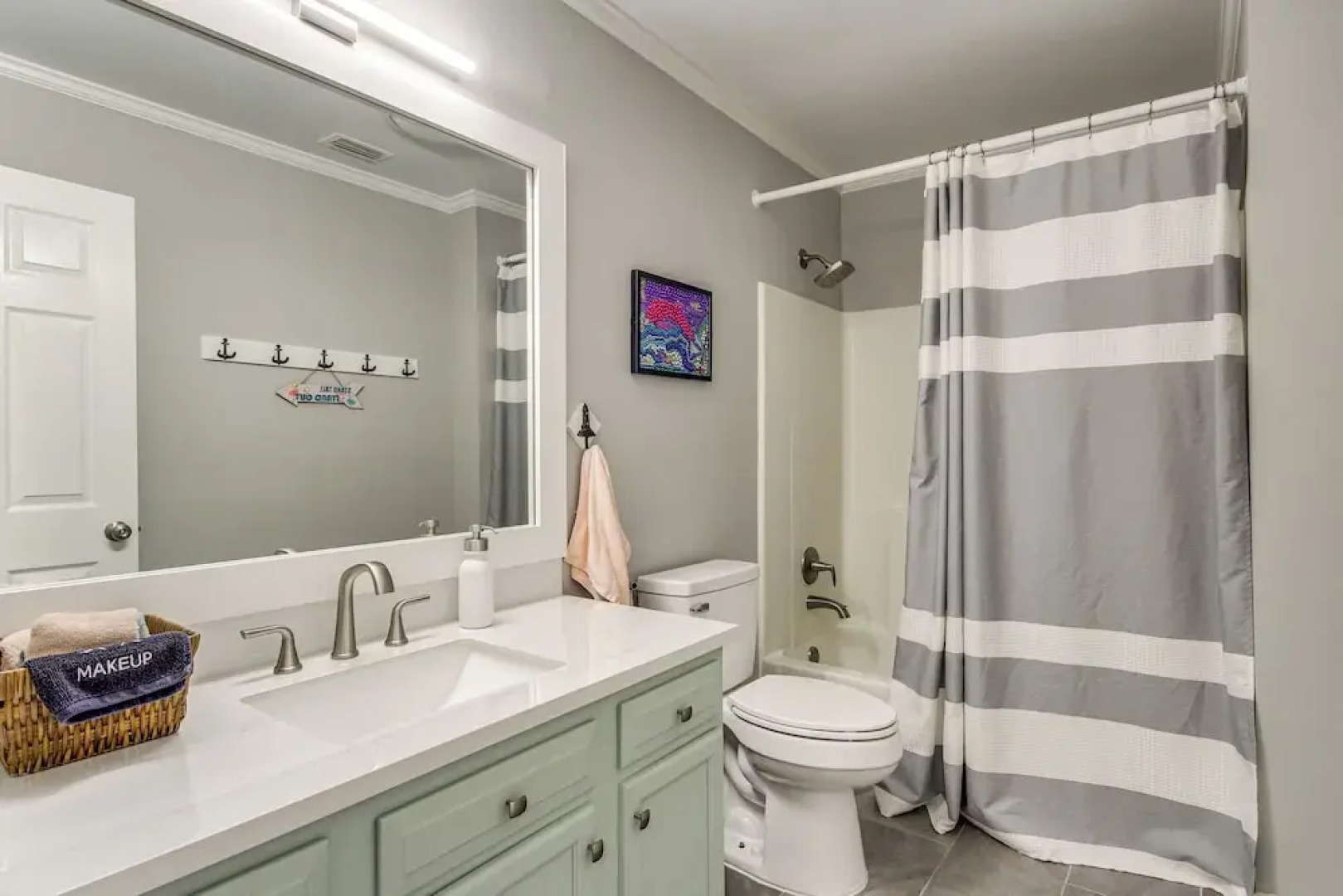 Walk to Beach, Fenced Patio: Bay St Louis Getaway!