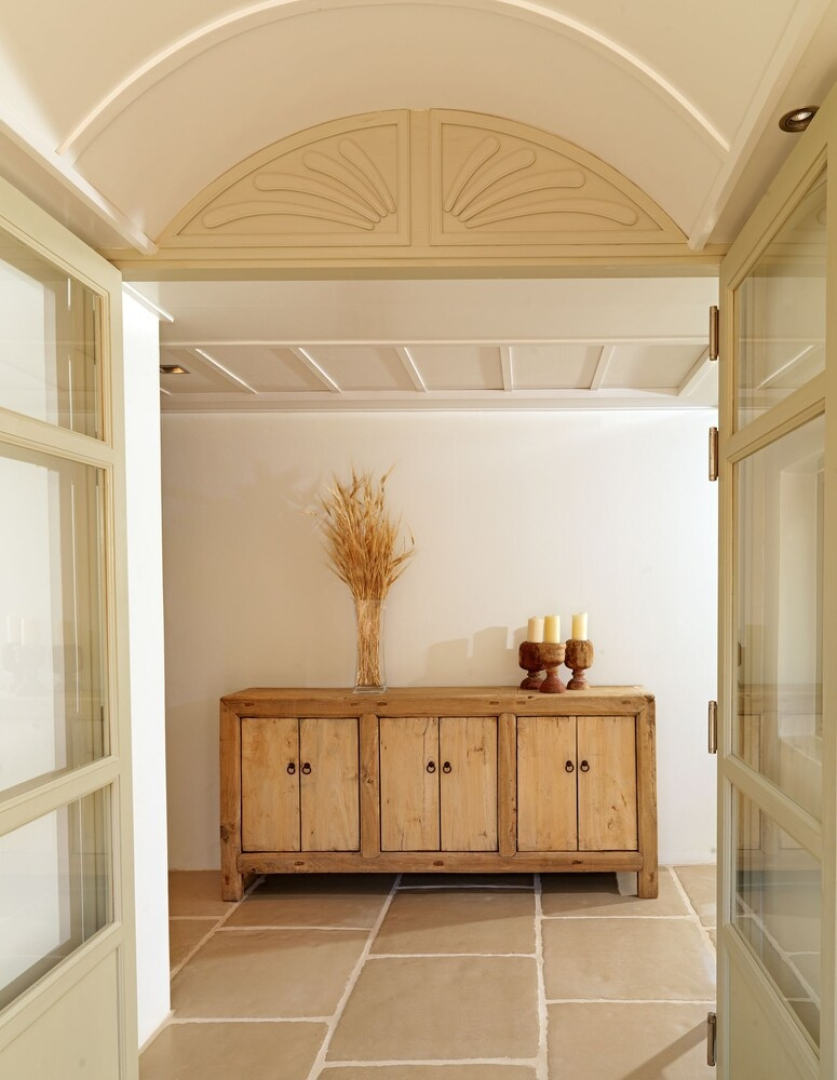 Themonies Luxury Suites